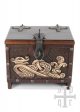 Caja de madera vikinga con motivo de serpiente Midgard, aprox. 33 x 25 x 28 cm 1564000137 on Sale